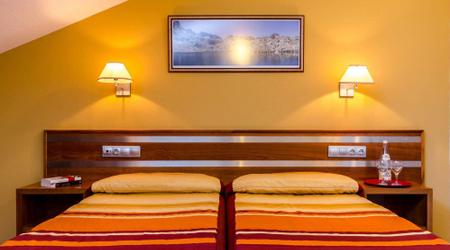 Habitaciones triples  ELE Mirador de Santa Ana Ávila Habitaciones triples  ELE Mirador de Santa Ana Ávila